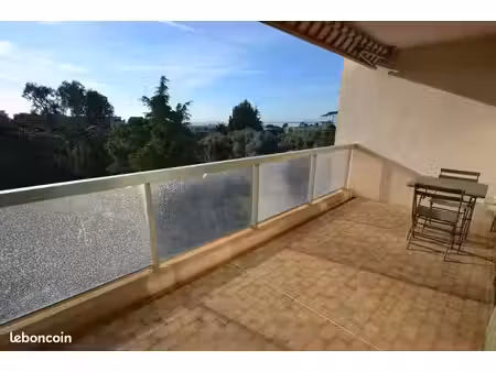 studio 1 pièce 26 m²