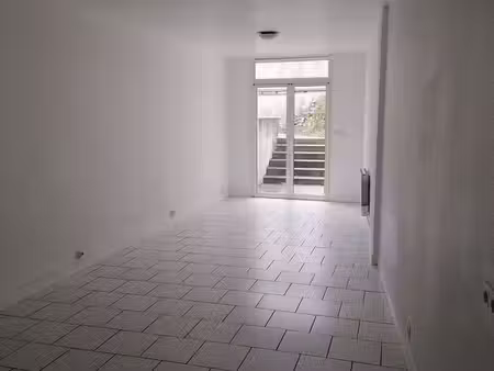 à louer – logement étudiant de 34 m² à blois avec parking idéal étudiant(e) – proche de la