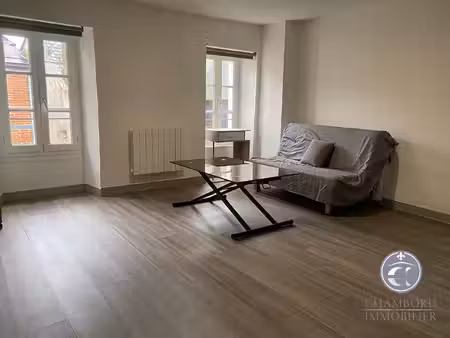 studio meublé au centre-ville de blois
