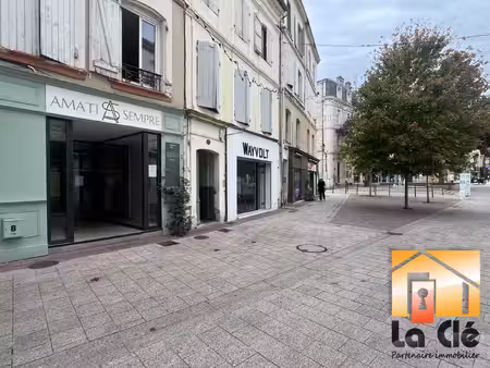 location local commercial - agen hypercentre