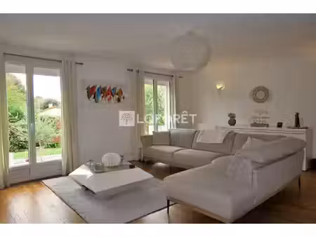 maison buxerolles 8 pièce(s) 226 m2