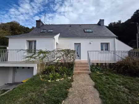 maison familiale  quartier calme  très bien entretenue  proches toutes commodités