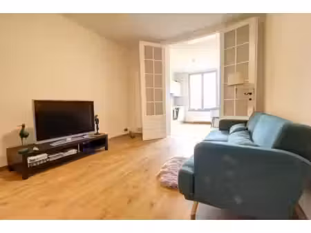 appartement à louer avec terrasse et 1 chambre   evere (vbe81176)