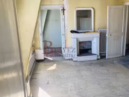 appartement à rénover en plein coeur de tulle beau potentie