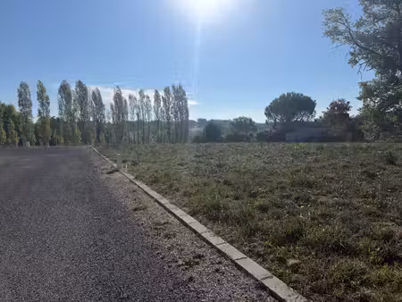 terrain viabilisé sur les hauteurs  3 min n88