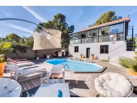 maison de luxe à vendre dans le quartier saint menet