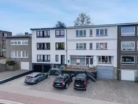 instapklaar duplex appartement met 3 volwaardige slaapkamers