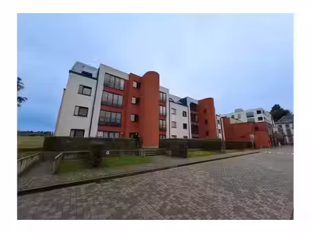 appartement à louer avec terrasse et jardin   nivelles (vbe81237)