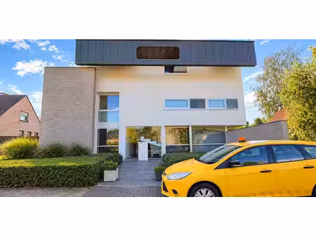 penthouse à louer à oostkamp pour € 675 avec 1 chambre à coucher