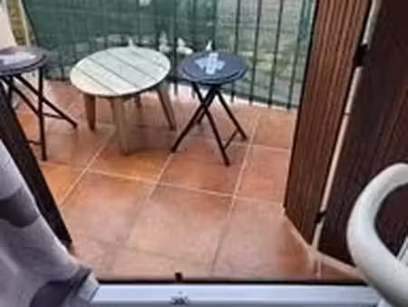 charmant studio avec balcon