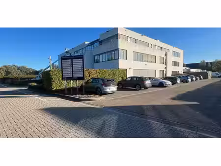 bureau à louer à kontich pour € 1.667