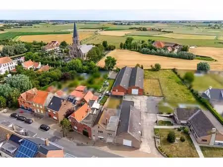 charmante maison avec grand garage à klemskerke