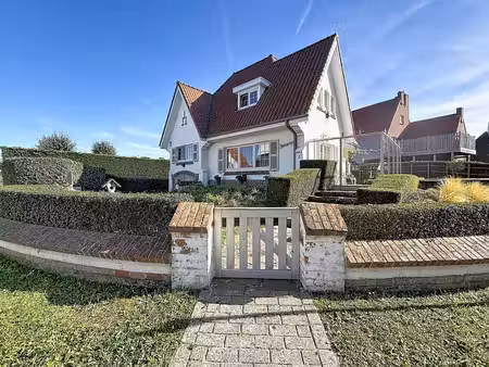 maison de 2 chambres avec coin couchage à louer à sint-idesb