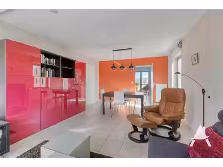 instapklaar appartement met ruim terras in het centrum va...