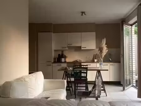 studio auderghem avec jardin et terrasse