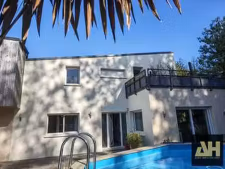 vente maison à brest (29200) : à vendre / 203m² brest