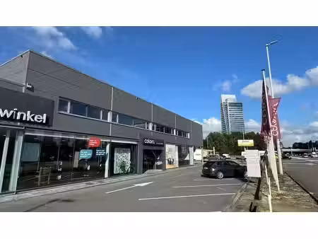bureaux à louer sur kortrijksesteenweg à sint-denijs-westre