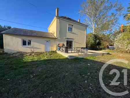 maison à vendre - 5 pièces - 134 70 m2 - marchenoir - 41 - centre