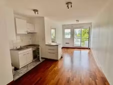 location appartement 2 pièces à saint-herblain (44800) : à louer 2 pièces / 42m² saint-her