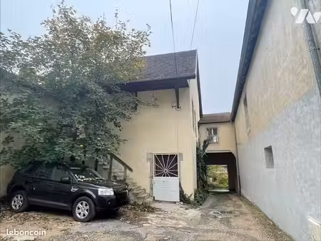 immeuble 200 m² poligny