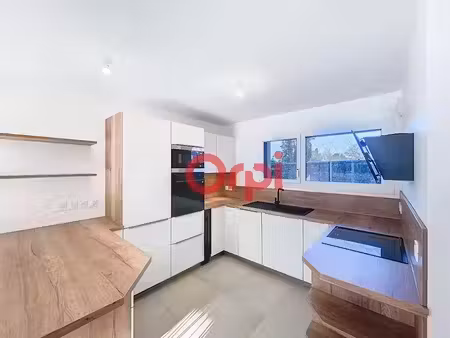 location meublée appartement 2 pièces 44.5 m² à saint-julien-en-genevois (74160)  1 490 €