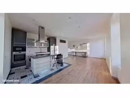 appartement 2 pièces 62 m²