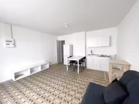 studio 1 pièce 23 m²