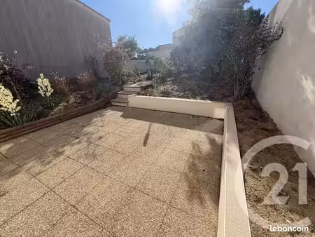 maison 2 pièces 32 m²