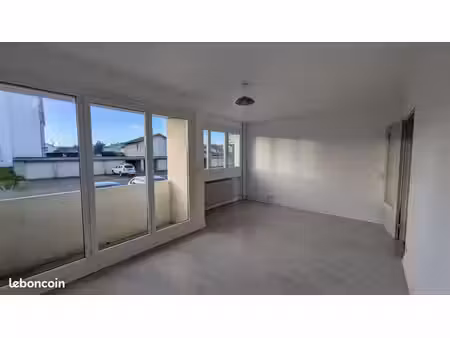 appartement 2 pièces 52 m²
