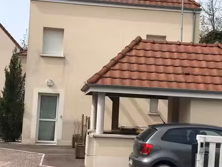 loue maison mitoyenne