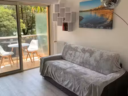 studio 22m2 + terrasse sud + parking privé