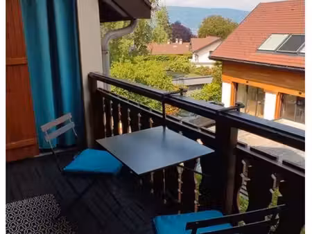 t2 à louer  balcon vue partielle sur lac