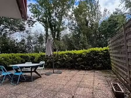 a louer t2 50m2 avec grande terrasse sur jardin