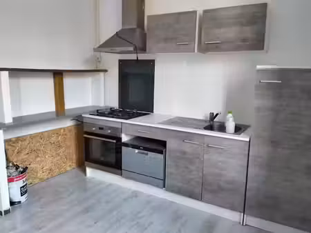 location appartement 5 pièces 96.23 m² à meyrannes (30410)  525 €
