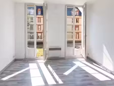 location appartement 1 pièce 22.47 m² à nemours (77140)  415 €