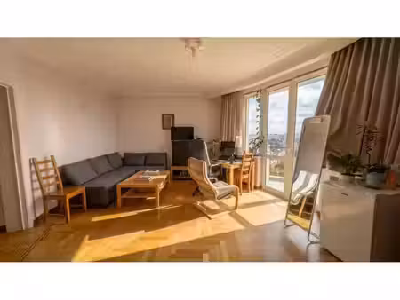 appartement à louer avec terrasse et 2 chambres   etterbeek (vbe81305)