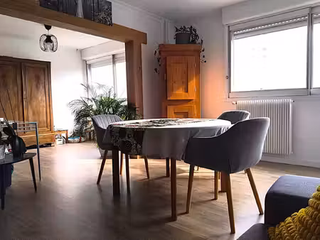 appartement t3 de 70 m2 avec balcon lumineux et évolutif