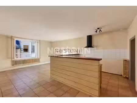 vente appartement t2 de 54 m² avec cour privative - centre ville