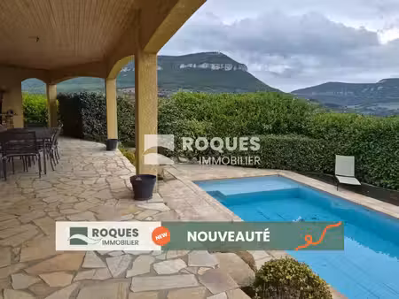 villa t5 avec vue panoramique sur millau et son viaduc