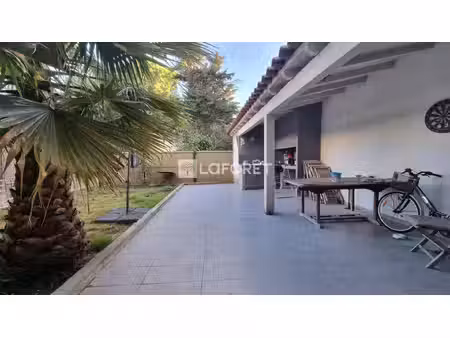 canet en roussillon  maison de ville 5 pièces avec jardin