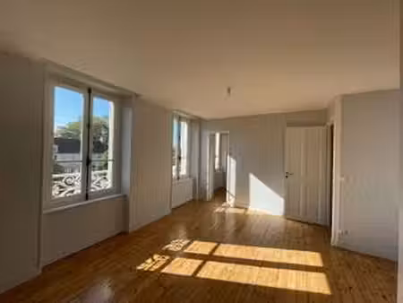 location appartement 3 pièces à caen (14000) : à louer 3 pièces / 41m² caen