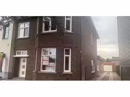maison de maître à louer à overpelt pour € 1.350 avec 4 chambres à coucher
