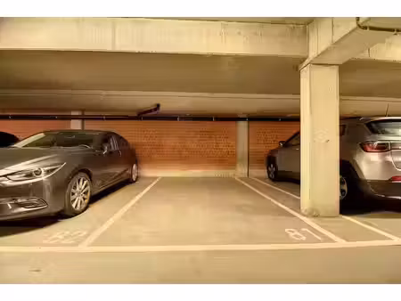 emplacement de parking au sous-sol