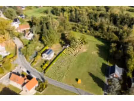 terrain de 2 061 m² près du mont de l’enclus  vue dégagée