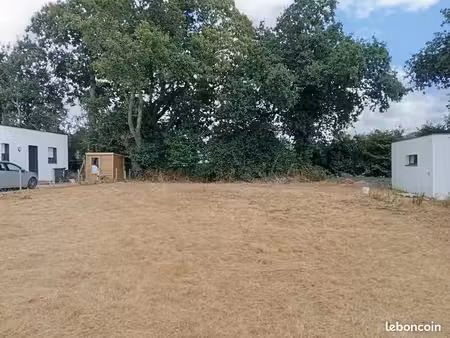 a vendre terrain a batir