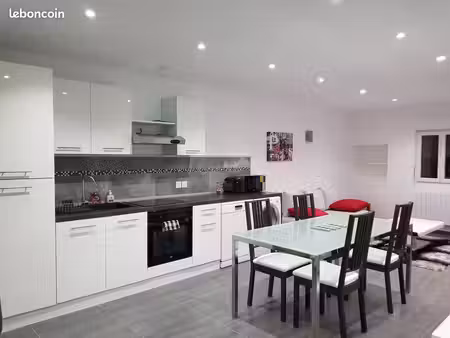 loue maison jumelée 65m²