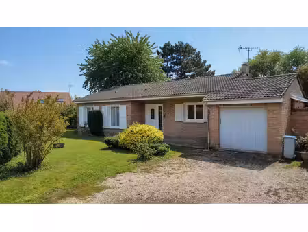 maison de plain-pied de 100 m2 avec 3 chambres  garage et ja