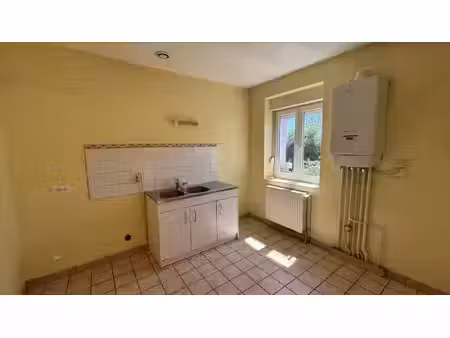 maison individuelle 3 pièces – 83 29 m² avec jardin de 812 m² à montceau les mines