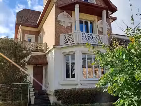 vente maison 9 pièces 271.94 m² à la fère (02800)  193 100 €