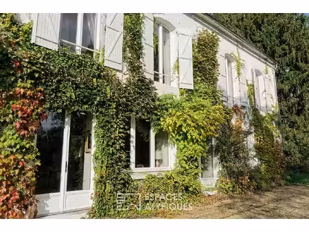 maison de luxe à vendre dans le quartier monge-saux